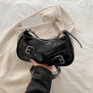 Sac Sous le Bras en PU Rétro Mode Coréenne pour Femmes Grande Capacité Minimaliste Sac à Épaule Avec Boucle en Métal Sac Hobo Y2K