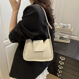 Sac à bandoulière rétro crème à texture tissée avec sangle réglable pour style décontracté