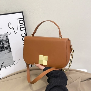 Sac à Épaule en Cuir PU Mode Femme Minimaliste Couleur Unie Sac à Bandoulière Carré Avec Boucle Métallique et Chaîne Sac de Banlieue