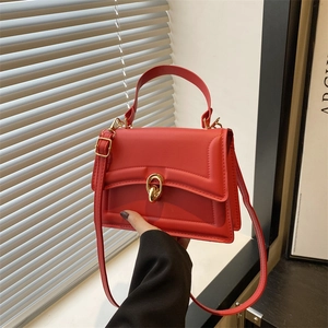 Fashion PU Leather Small Square Shoulder Bag For Women High Capacity Flap Top Handle Crossbody Bag With Golden Lock