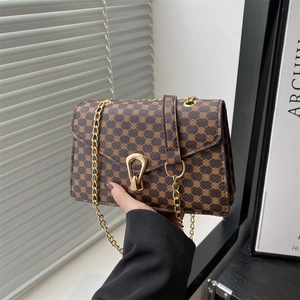 Sac à Épaule Vintage Monogramme pour Femme Minimaliste Urbain Cuir Synthétique Chaîne Sac Bandoulière Boucle Dorée Sac à Main