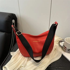 Women Large Capacity PU Leather Hobo Bag Simple Shoulder Crossbody Bag With Letter Print Wide Strap For Everyday Commute