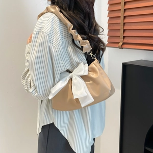 Sac à épaule kaki doux avec grand nœud blanc et bandoulière plissée pour femmes