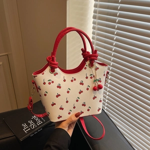 Sac à Épaule en Cuir PU à Imprimé Cerise pour Femme Sac à Main Doux avec Pendentif Cerise pour Trajet Quotidien Bureau