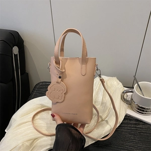 Sac à Bandoulière en Cuir PU pour Femmes Carré Vertical Petit Sac à Bandoulière Avec Breloque Chien Couleur Unie Quotidien