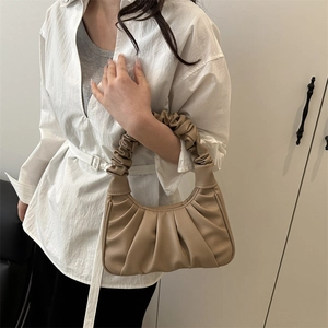 Borsa baguette kaki con pieghe a nuvola e tracolla arricciata da donna 2025
