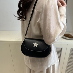 Französische Retro-Satteltasche mit silbernem Strassstern aus schwarzem PU-Leder