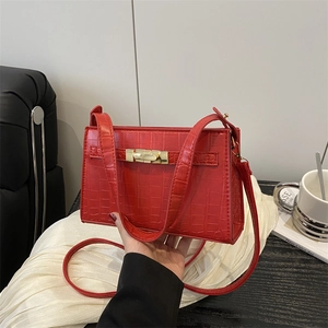 Women Crocodile Pattern PU Leather Shoulder Bag Urban Minimalist Square Handbag With Gold Metal Lock Adjustable Strap Fashion Daily Bag