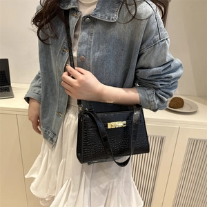 Minimalist black crocodile pattern top-handle bag with gold metal clasp for women