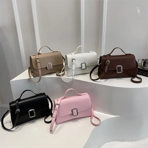Sacs bandoulière carrés minimalistes pour femmes en cinq couleurs avec boucles