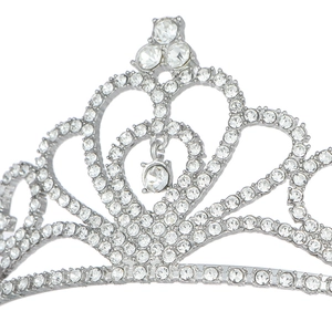 Elegant silver crystal bridal crown with heart patterns for wedding and party accessory