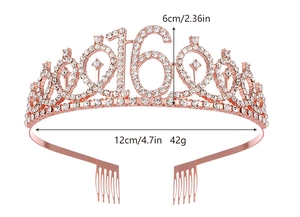 Détail du diadème 16 ans en or rose avec strass et dimensions montrant 12 cm de large
