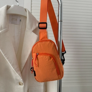 Sac de Poitrine en Nylon pour Femmes Style Ins Japonais Grande Capacité Couleur Contrastée Sac à Bandoulière Casual