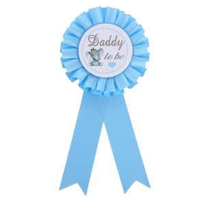 Light blue Daddy to be badge with elephant illustration for baby shower party