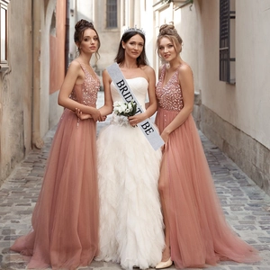 Corona di cristallo barocca con fascia Bride To Be e abiti da damigella d'onore eleganti