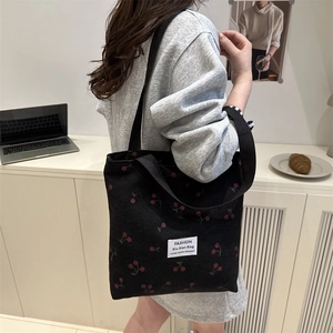 Sac fourre-tout en velours côtelé noir à imprimé cerises et écusson mode pour femme