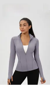 Giacca da yoga slim fit con collo alto, cerniera e fori per i pollici in grigio-viola