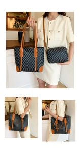 Détail du sac cabas à motif géométrique avec une pochette assortie et des finitions marron