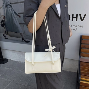 Sac baguette style ballet français blanc crème en cuir PU avec détail de nœud élégant