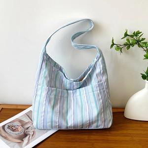 Sac à Épaule en Nylon à Rayures pour Femmes Grande Capacité Couleur Contrastée Sac Fourre-tout Décontracté Sac Sous le Bras Minimaliste