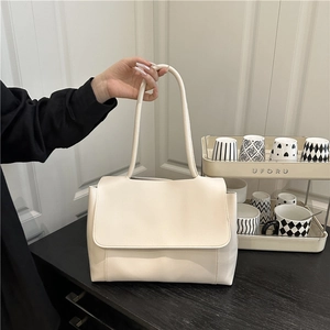 Borsa Tote da Donna in Pelle PU di Grande Capacità Moda 2025 Borsa a Spalla Sottobraccio Minimalista per Lavoro Pendolare Regalo