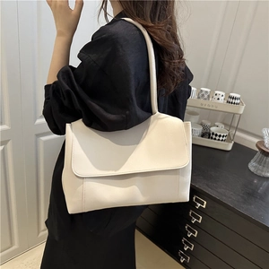 Borsa hobo minimalista bianco crema in pelle PU con grande patta per il pendolarismo donna