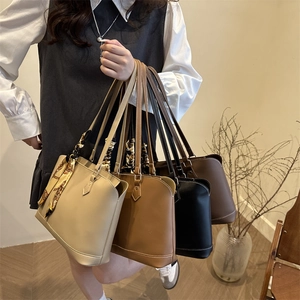 Chic 2025 large capacity tote bags with silk scarf in cream, caramel, black and brown