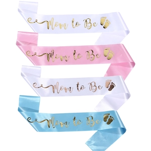 Rosa, blaue und weiße Satin Mom to Be Schärpen mit Goldfolien-Fußabdrücken für Babypartys