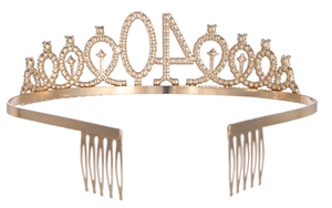 Détail du diadème doré 40ème anniversaire avec strass et peignes de maintien intégrés