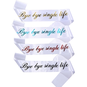 Écharpe en Satin Blanc pour Enterrement de Vie de Jeune Fille Inscription Dorée Bye Bye Single Life pour Mariage