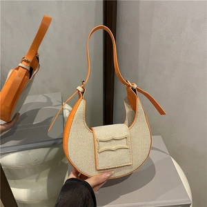 Women Chic Patchwork Hobo Bag Urban Minimalist PU Shoulder Bag With Golden Buckle Elegant Daily Fashion Underarm Purse