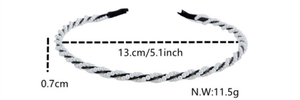 Größenangaben für Perlen-Haarreif mit 13cm Durchmesser und 0.7cm Breite im Detail