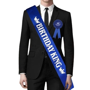 Ensemble écharpe et badge Birthday King bleu pour accessoires de fête d'anniversaire