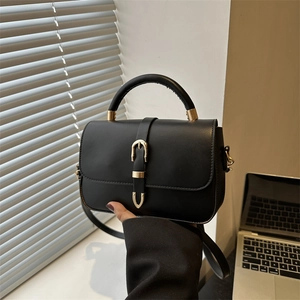 Sac à Main en Cuir PU pour Femmes Sac Carré à Rabat Vintage Décor de Mors Sac Bandoulière Mode Sac à Épaule Avec Poignée