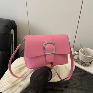 Sac à Épaule Minimaliste en Cuir PU pour Femmes Petit Carré Vintage Boucle Argentée Sac Bandoulière pour Mode Quotidienne