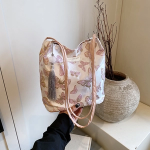 Butterfly Embroidery Nylon Shoulder Bag For Women Vintage Guochao Style Large Capacity Tote Handbag With Tassel