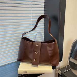 Retro dark coffee PU leather shoulder bag with vintage gold ring accents and matte finish