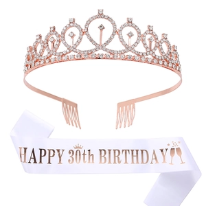 Kit 30ème anniversaire avec diadème strass or rose et écharpe blanche Happy Birthday