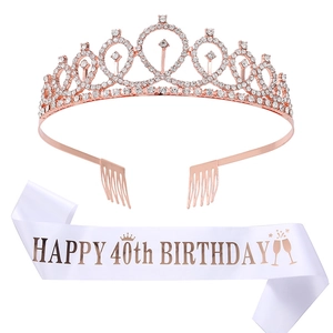 Set couronne d'anniversaire 40 ans or rose et écharpe en satin blanc avec strass