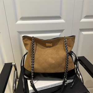 Women's Patchwork Diamond Quilted Tote Bag Large Capacity Suede PU Leather Chain Shoulder Bag Commuting Fashion Handbag