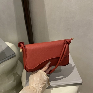 Minimalistische Damen PU Leder Unterarmtasche Mit Knotengurt Asymmetrische Klappe Einfarbige Mode Umhängetasche