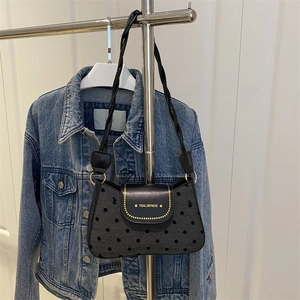 Sac bandoulière tendance à pois avec sangle tressée en toile grise et cuir