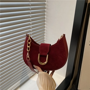 Borsa a Tracolla da Donna in Pelle PU Tinta Unita Vintage Crescent Hobo Bag Con Fibbia in Metallo Dorato e Catena per il Pendolarismo Quotidiano