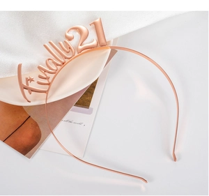 Serre-tête en métal or rose avec lettrage Finally 21 pour fête de 21ème anniversaire