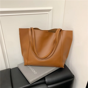 Women Retro Large Capacity PU Leather Tote Shoulder Bag Including Matching Pouch Minimalist Casual Daily Fashion Bag