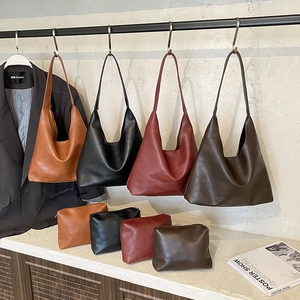 Retro faux leather tote bag set with matching pouch in four classic autumn colors