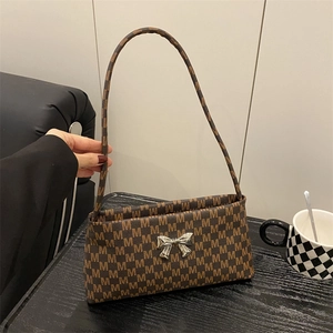 Women Vintage PU Leather Underarm Bag Fashion Monogram Letter Print Shoulder Bag With Metal Bow Detail Commute Handbag