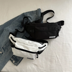 Sac banane polyvalent en nylon noir et blanc avec sangle réglable pour le sport et loisirs