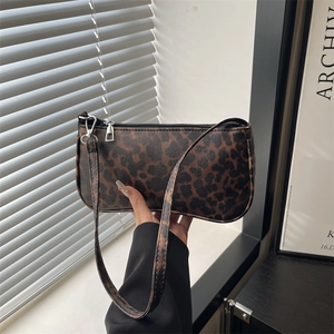 Sac à Bandoulière Sous les Bras en Cuir PU à Imprimé Léopard pour Femmes Sac à Main Baguette Rétro Sac Bandoulière Grande Capacité Mode Quotidien