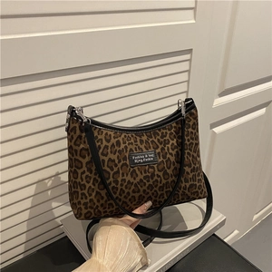 Women Retro Leopard Print Shoulder Bag Large Capacity Synthetic Leather Tote Adjustable Strap Fashion Crossbody Handbag